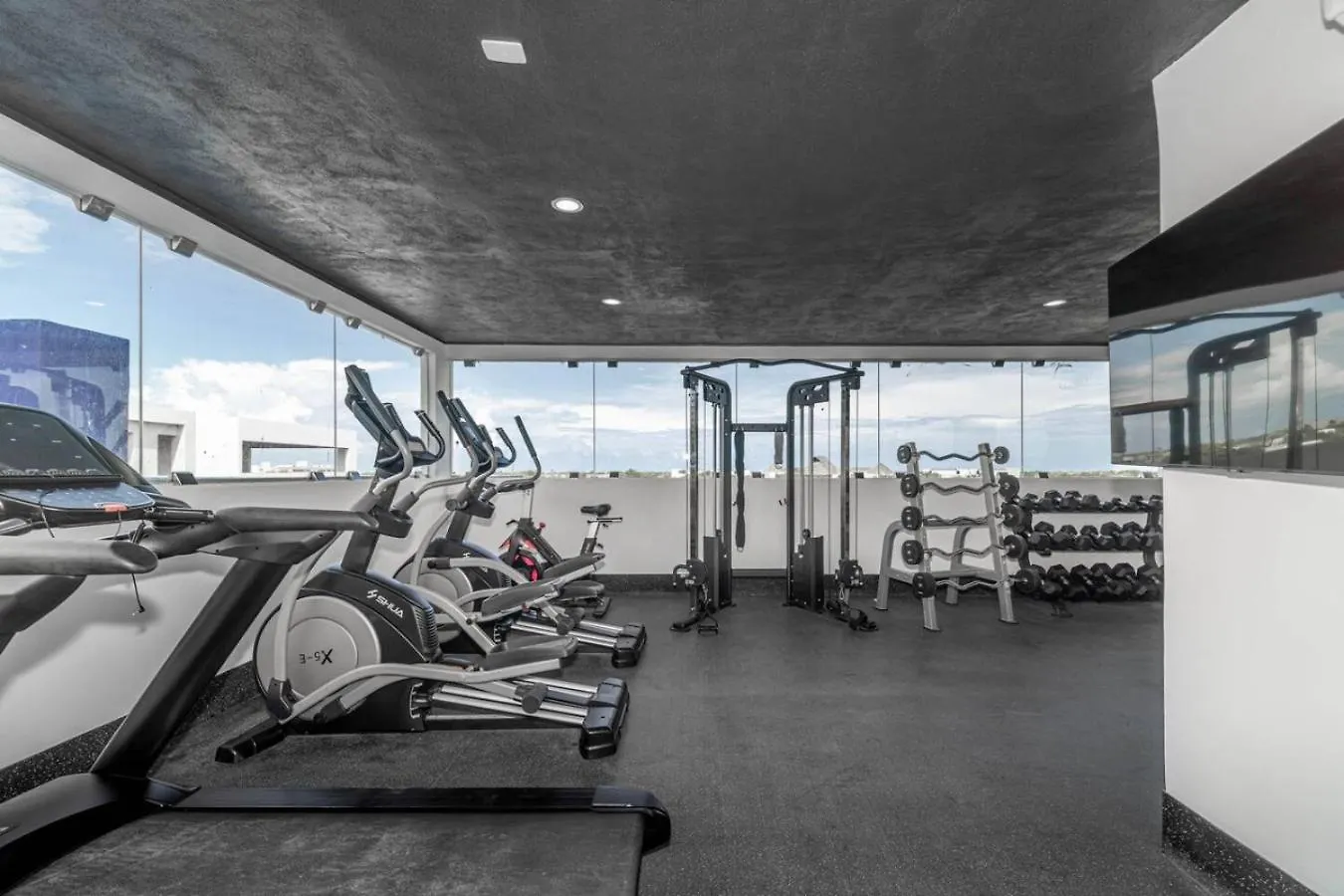 King Suite With Private Balcony, Gym, Rooftop Pool Tulum Holiday home